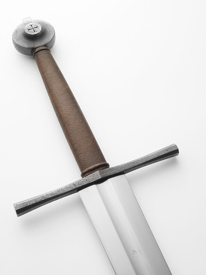 File:Albion Baron Medieval Sword 2 (6092403878).jpg