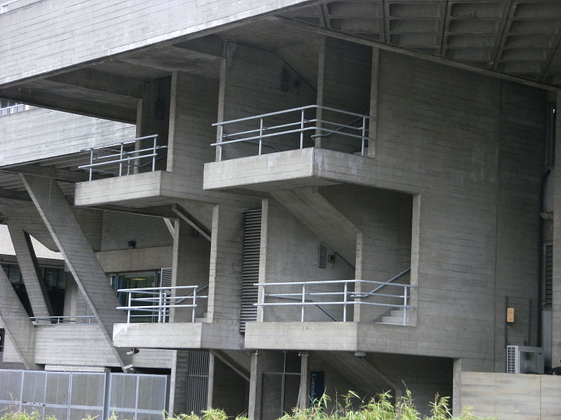 Concrete balconies at The National Theatre, London.jpg